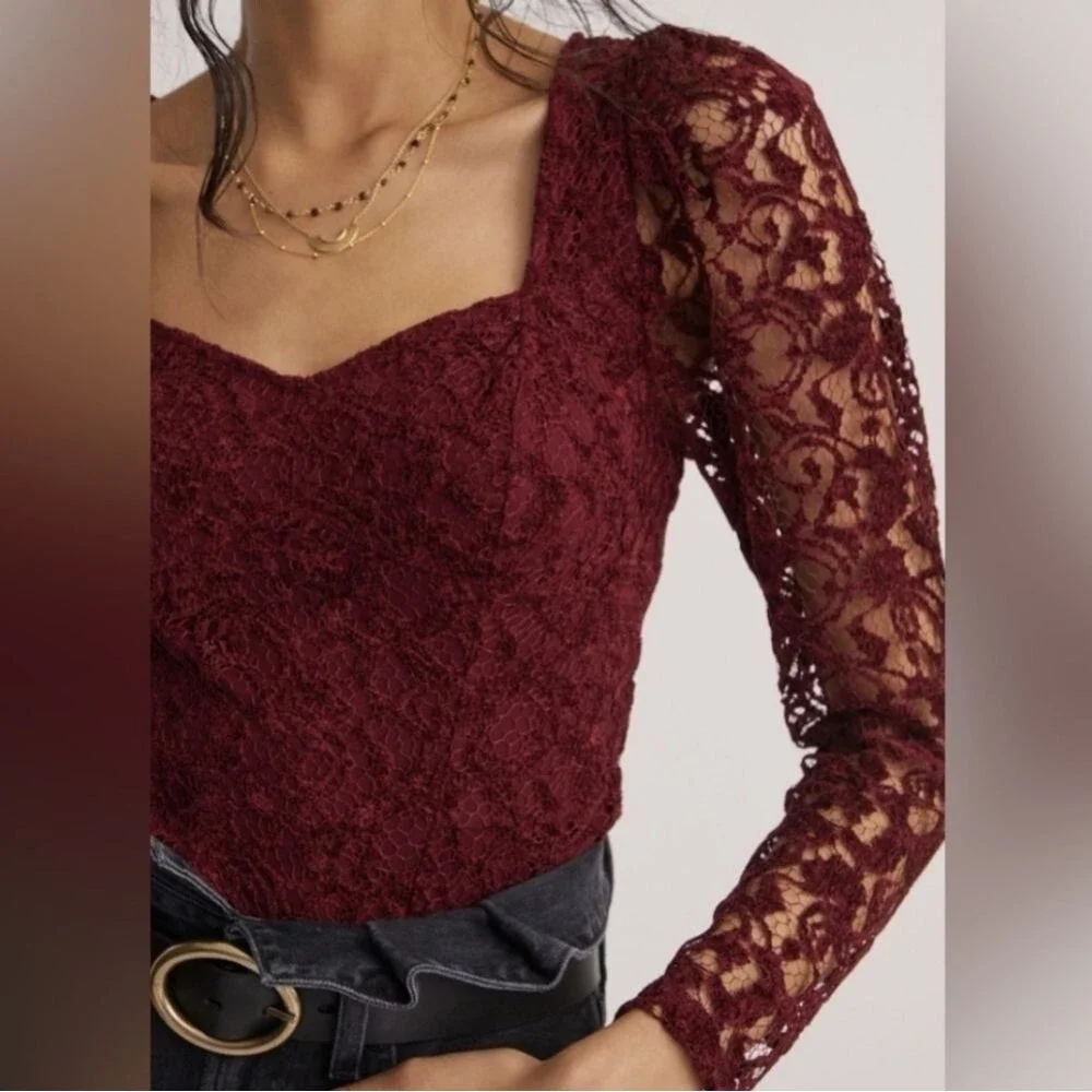 Stunning Nwt Anthro Embroidered Lace Top